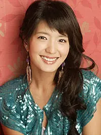 Актриса Со Джи-ён — фото персоны