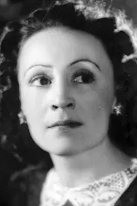 Актриса Александра Бабаева — фото персоны