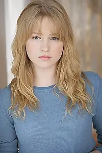 Актриса Кортни Биггз — фото персоны
