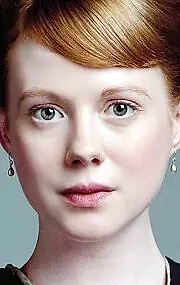 Актриса Зои Бойл — фото персоны