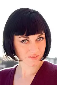 Актриса Leah Dashe — главное фото персоны