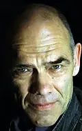 Актёр Питер Гиннесс — фото персоны