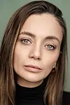 Актриса Дамла Сонмез — превью фото персоны