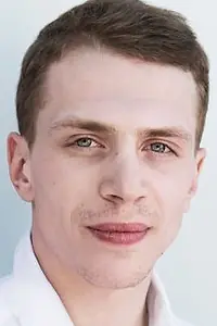 Актёр Кевин Азаис — фото персоны