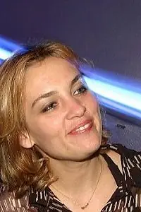 Актриса Andrezza de Faria — фото персоны