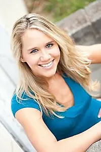 Актриса Emily Mathason — фото персоны