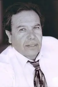 Актёр Louie Olivos Jr. — главное фото персоны
