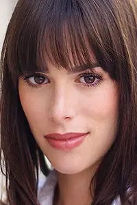 Актриса Lauren Kelston — главное фото персоны