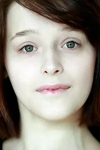 Актриса Аделин Д’Эрми — фото персоны