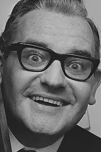 Актёр Ронни Баркер — фото персоны