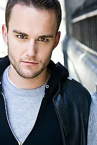 Актёр Дэниэл Карлайл — фото персоны