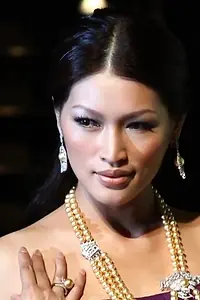 Актриса Эмбер Чиа — фото персоны