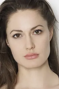 Актриса Эринн Рут — фото персоны