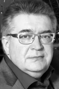 Актёр Евгений Умаров — фото персоны