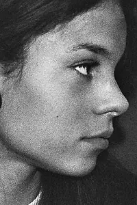 Актриса Хлоя Линхир — фото персоны