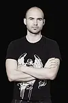 Актёр Jonathan Holborn — превью фото персоны