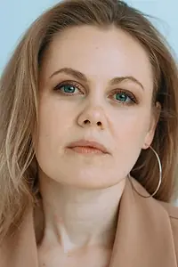 Актриса Елена Суркова — фото персоны