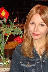 Актёр Марина Холл — фото персоны