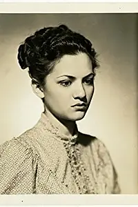 Актриса Аделе Лонгмайр — фото персоны