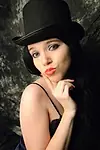 Актриса Кармела Хэйслетт — превью фото персоны