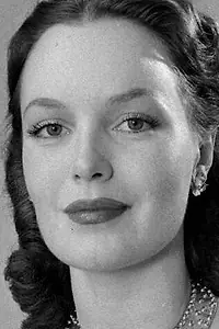 Актриса Дороти Харт — фото персоны