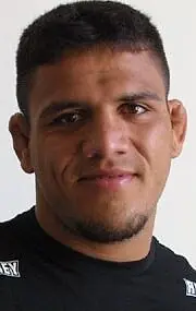 Актёр Rafael dos Anjos — фото персоны