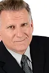 Актёр Toby Guebert — превью фото персоны