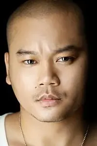 Актёр Анулит Синтарафон — фото персоны