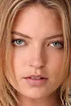 Актриса Марта Хант — превью фото персоны