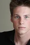 Актёр Derek Stusynski — превью фото персоны