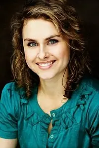 Актриса Justine Kacir — фото персоны