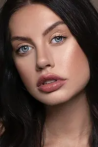Актриса Caley Rae Pavillard — главное фото персоны