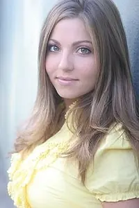 Актриса Christina Dimakides — главное фото персоны