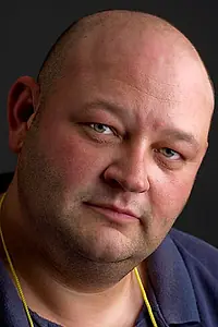 Актёр Эдо Бруннер — фото персоны