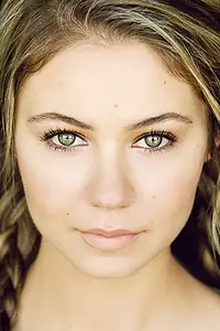 Актриса Айла Келл — фото персоны