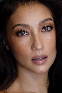 Актриса Solenn Heussaff — фото персоны