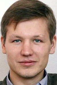 Актёр Артём Николаев — фото персоны