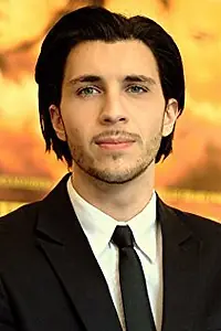 Актёр Maxence Kouzoubachian — фото персоны