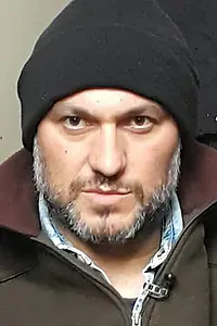 Актёр Доган Юмит Караджа — фото персоны