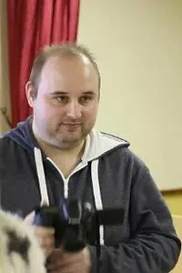 Актёр Ли Хэмптон — фото персоны