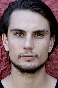 Актёр Дану Грэхэм — фото персоны