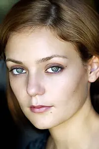 Актриса Ханна Р. Холл — фото персоны