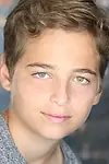 Актёр Ethan Khusidman — превью фото персоны