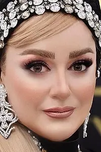 Актриса Naeimeh Nezamdoost — главное фото персоны