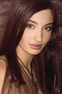 Актриса Лара Теодос — фото персоны