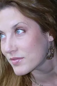 Актриса Ellie Abrams — главное фото персоны