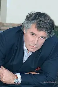 Актёр Оливер Тобиас — фото персоны