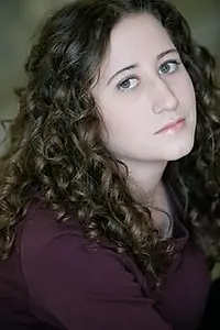 Актриса Brianne Hartshorn — главное фото персоны