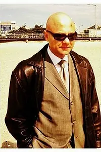 Актёр John Vassiliou — фото персоны