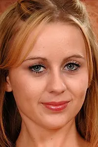 Актриса Мэй Мейерс — фото персоны